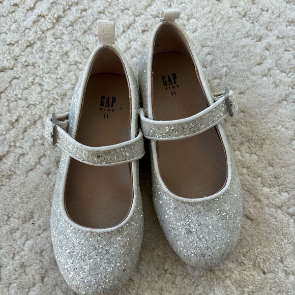 GAP Sparkly Mary Janes - Picture 5 of 5